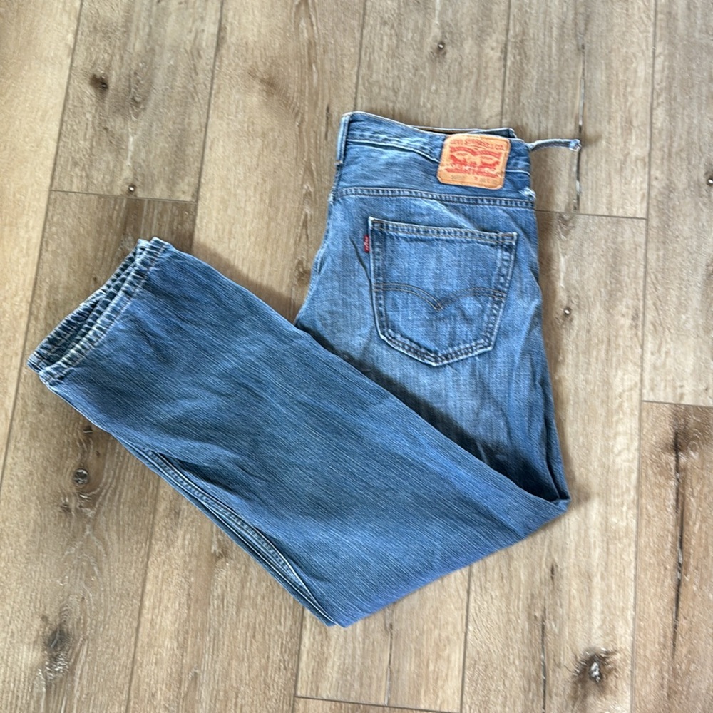 Men's Red Tag Levi's Jeans Relaxed fit 34 x 32